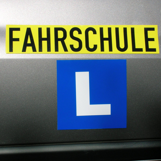 Magnetfolie Schriftzug "L" und "Fahrschule"